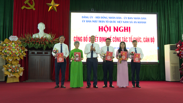 An Khánh công bố quyết định về công tác tổ chức, cán bộ- Ảnh 4.