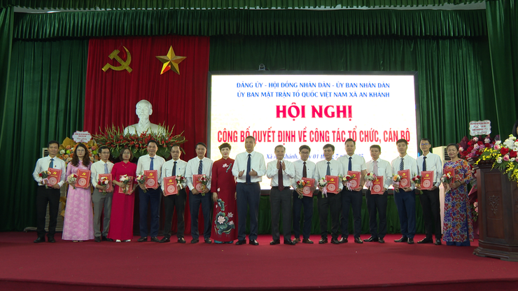 An Khánh công bố quyết định về công tác tổ chức, cán bộ- Ảnh 5.