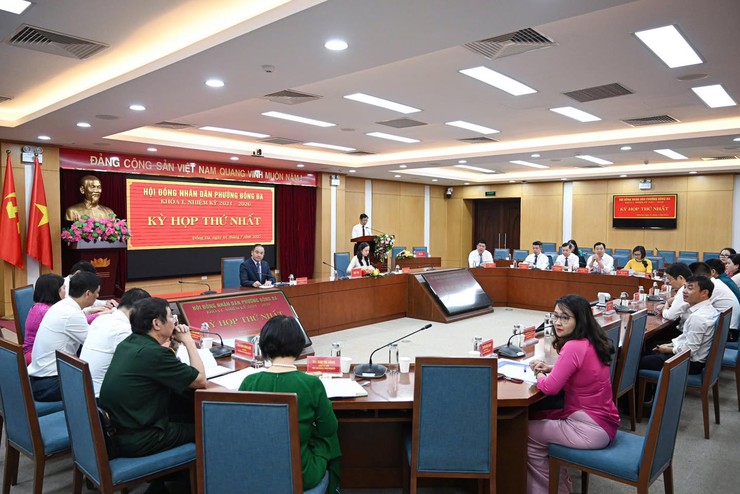 Kỳ họp thứ nhất Hội đồng nhân dân phường Đống Đa khóa I, nhiệm kỳ 2021 - 2026- Ảnh 7.