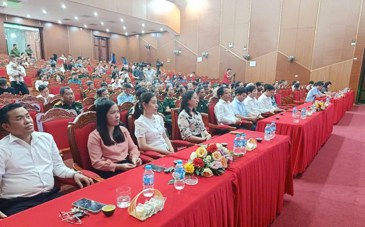 Rộn ràng chương trình nghệ thuật chào mừng Ngày thành lập xã Thạch Thất (01/7/2025)- Ảnh 1.