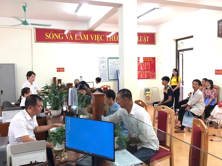 Trung tâm Phục vụ hành chính công xã Vật Lại hoạt động từ 1/7/2025- Ảnh 2.