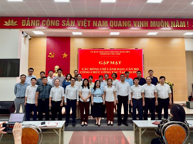 UỶ BAN NHÂN DÂN PHƯỜNG KIM LIÊN – THÀNH PHỐ HÀ NỘI GẶP MẶT CÁC ĐỒNG CHÍ LÃNH ĐẠO, CÁN BỘ, CÔNG CHỨC TẠI PHƯỜNG- Ảnh 5.