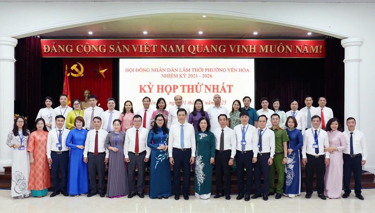 Khai mạc Kỳ họp thứ Nhất - Hội đồng nhân dân lâm thời phường Yên Hoà, nhiệm kỳ 2021-2026- Ảnh 3.