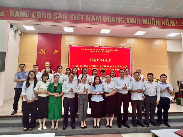 UỶ BAN NHÂN DÂN PHƯỜNG KIM LIÊN – THÀNH PHỐ HÀ NỘI GẶP MẶT CÁC ĐỒNG CHÍ LÃNH ĐẠO, CÁN BỘ, CÔNG CHỨC TẠI PHƯỜNG- Ảnh 3.