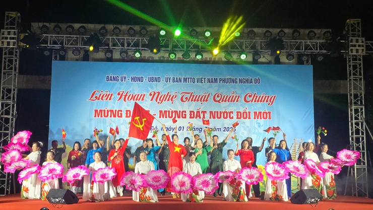 Chương trình nghệ thuật đặc biệt chào mừng triển khai mô hình chính quyền địa phương 2 cấp- Ảnh 8.
