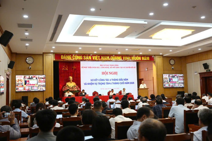 Tổng Bí thư Tô Lâm chủ trì Hội nghị sơ kết triển khai Nghị quyết số 57-NQ/TW- Ảnh 1.