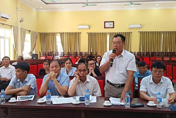 Đảng ủy xã Hòa Lạc tổ chức hội nghị góp ý dự thảo Văn kiện Đại hội Đảng bộ lần thứ Nhất, nhiệm kỳ 2025–2030- Ảnh 7.