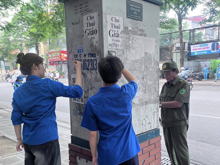 Tuổi trẻ Đống Đa ra quân Ngày chủ nhật xanh lần thứ IV và hưởng ứng phong trào thi đua "Sáng - xanh - sạch - đẹp" trên địa bàn phường- Ảnh 3.