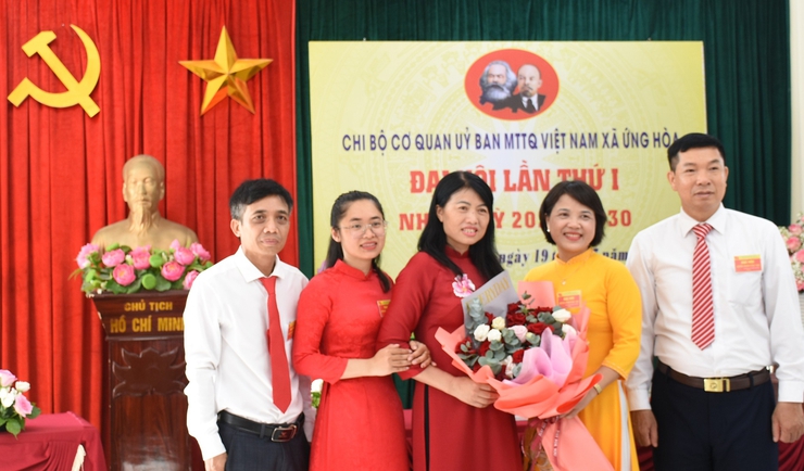 ĐẠI HỘI CÁC CHI BỘ CƠ QUAN ĐẢNG XÃ ỨNG HOÀ THÀNH CÔNG TỐT ĐẸP.- Ảnh 8.