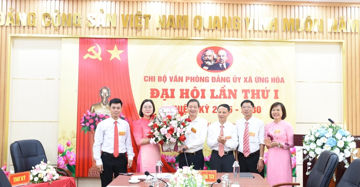 ĐẠI HỘI CÁC CHI BỘ CƠ QUAN ĐẢNG XÃ ỨNG HOÀ THÀNH CÔNG TỐT ĐẸP.- Ảnh 2.