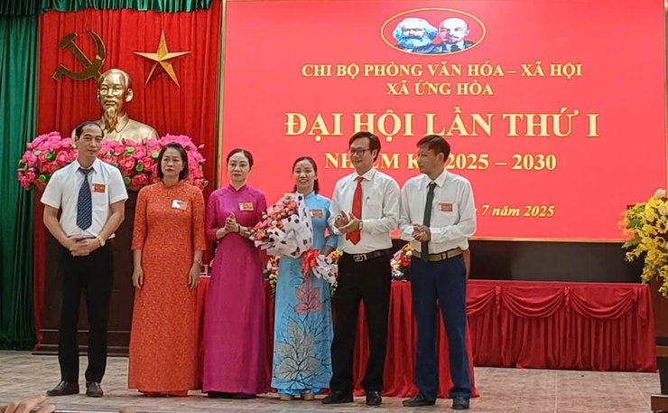 ĐẠI HỘI CÁC CHI BỘ TRỰC THUỘC ĐẢNG UỶ UBND XÃ ỨNG HOÀ LẦN THỨ NHẤT, NHIỆM KỲ 2025 – 20230.- Ảnh 8.