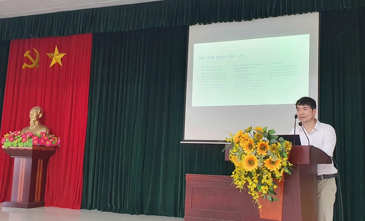 UBND phường Phú Lương tập huấn ứng dụng Công nghệ sử dụng trí tuệ nhân tạo AI- Ảnh 1.