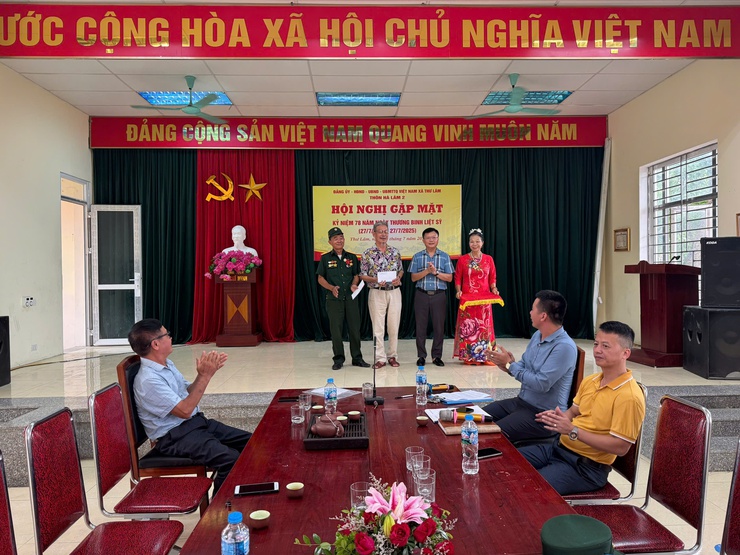 CÁC THÔN, KHU, TỔ DÂN PHỐ TRÊN ĐỊA BÀN XÃ THƯ LÂM TỔ CHỨC GẶP MẶT NGƯỜI CÓ CÔNG NHÂN KỶ NIỆM 78 NĂM NGÀY THƯƠNG BINH - LIỆT SĨ (27/7/1947 – 27/7/2025)- Ảnh 10.