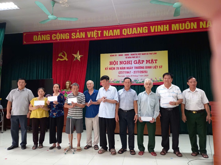 CÁC THÔN, KHU, TỔ DÂN PHỐ TRÊN ĐỊA BÀN XÃ THƯ LÂM TỔ CHỨC GẶP MẶT NGƯỜI CÓ CÔNG NHÂN KỶ NIỆM 78 NĂM NGÀY THƯƠNG BINH - LIỆT SĨ (27/7/1947 – 27/7/2025)- Ảnh 3.