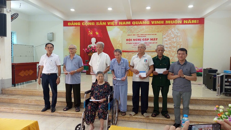 CÁC THÔN, KHU, TỔ DÂN PHỐ TRÊN ĐỊA BÀN XÃ THƯ LÂM TỔ CHỨC GẶP MẶT NGƯỜI CÓ CÔNG NHÂN KỶ NIỆM 78 NĂM NGÀY THƯƠNG BINH - LIỆT SĨ (27/7/1947 – 27/7/2025)- Ảnh 8.