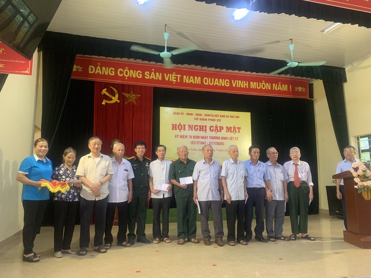 CÁC THÔN, KHU, TỔ DÂN PHỐ TRÊN ĐỊA BÀN XÃ THƯ LÂM TỔ CHỨC GẶP MẶT NGƯỜI CÓ CÔNG NHÂN KỶ NIỆM 78 NĂM NGÀY THƯƠNG BINH - LIỆT SĨ (27/7/1947 – 27/7/2025)- Ảnh 9.