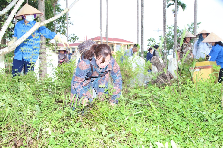 MTTQ xã Hòa Xá tổ chức nhiều hoạt động thiết thực kỷ niệm 78 năm Ngày Thương binh - Liệt sỹ và chào mừng Đại hội Đảng các cấp- Ảnh 6.