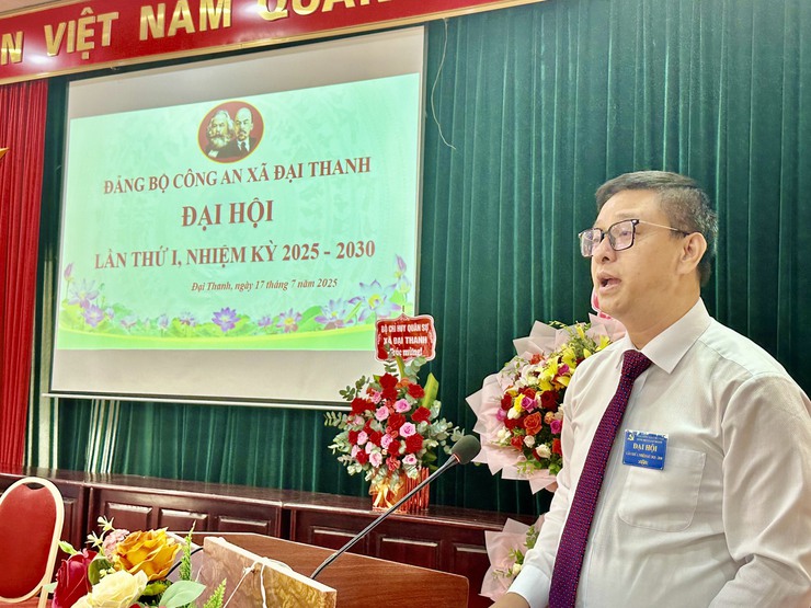 100% ĐẠI BIỂU NHẤT TRÍ THÔNG QUA NGHỊ QUYẾT ĐẠI HỘI ĐẢNG BỘ CÔNG AN XÃ ĐẠI THANH LẦN THỨ I
NHIỆM KỲ 2025 – 2030- Ảnh 2.