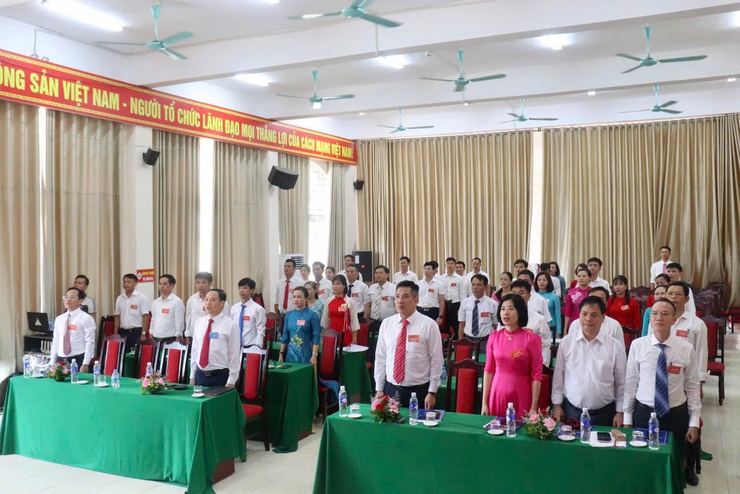ĐẢNG BỘ UBND XÃ PHƯỢNG DỰC TỔ CHỨC THÀNH CÔNG ĐẠI HỘI LẦN THỨ NHẤT, NHIỆM KỲ 2025-2030- Ảnh 2.