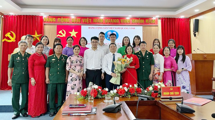 Đại hội Chi bộ Ủy ban MTTQ Việt Nam xã Quang Minh lần thứ nhất, nhiệm kỳ 2025 - 2030 thành công tốt đẹp- Ảnh 3.