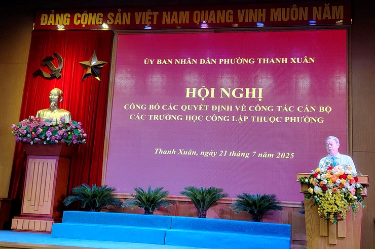 Phường Thanh Xuân tổ chức Hội nghị công bố các quyết định về công tác cán bộ các trường học công lập thuộc phường- Ảnh 1.