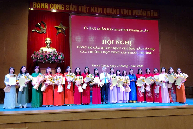 Phường Thanh Xuân tổ chức Hội nghị công bố các quyết định về công tác cán bộ các trường học công lập thuộc phường- Ảnh 5.