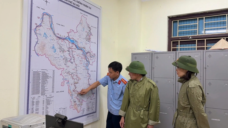 VÂN ĐÌNH: CHỦ ĐỘNG ỨNG PHÓ VỚI BÃO SỐ 3 TRÊN PHƯƠNG CHÂM "LẤY PHÒNG LÀ CHÍNH"- Ảnh 2.