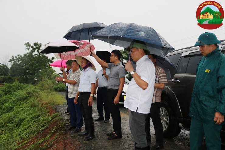 Lãnh đạo Sở Nông nghiệp và Môi trường kiểm tra công tác phòng, chống lụt bão trên địa bàn xã Phú Cát- Ảnh 3.