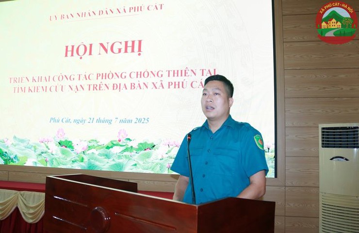 Phú Cát triển khai công tác phòng thủ dân sự và chủ động ứng phó với cơn bão số 3- Ảnh 4.