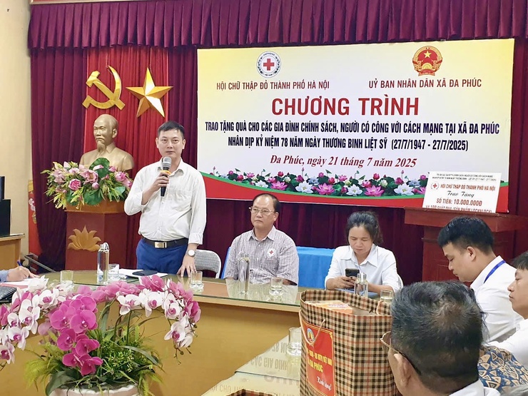 Hà Nội: Trao tặng quà tri ân người có công và các hộ gia đình khó khăn tại xã Đa Phúc- Ảnh 5.