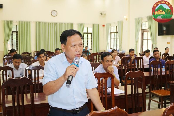 Phú Cát triển khai công tác phòng thủ dân sự và chủ động ứng phó với cơn bão số 3- Ảnh 6.