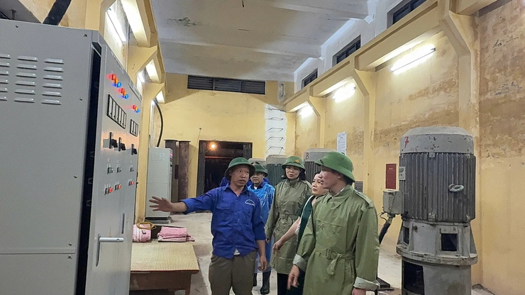 VÂN ĐÌNH: CHỦ ĐỘNG ỨNG PHÓ VỚI BÃO SỐ 3 TRÊN PHƯƠNG CHÂM "LẤY PHÒNG LÀ CHÍNH"- Ảnh 1.
