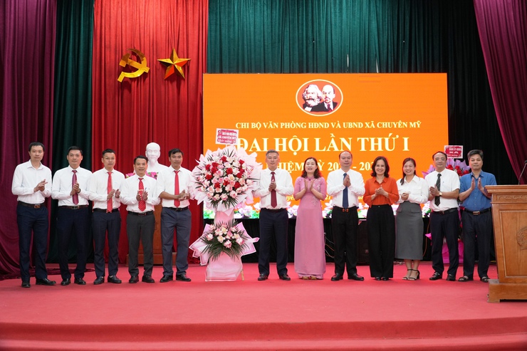 Đại hội 5 chi bộ trực thuộc Đảng uỷ UBND xã Chuyên Mỹ thành công tốt đẹp- Ảnh 1.