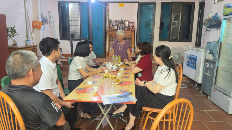 Lãnh đạo xã Thuận An thăm, tặng quà thương bệnh binh, gia đình chính sách nhân dịp kỷ niệm 78 năm Ngày Thương binh Liệt sỹ (27/7/1947- 27/7/2025)- Ảnh 12.