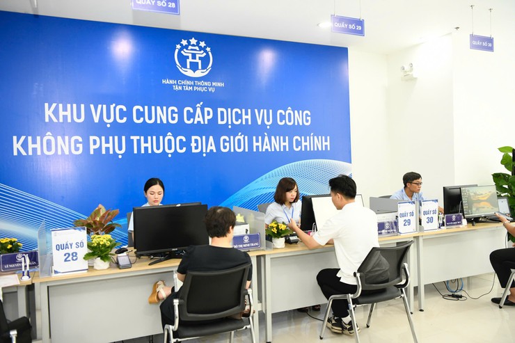Hà Nội triển khai đồng bộ cơ chế một cửa, một cửa liên thông theo Nghị định 118/2025/NĐ-CP- Ảnh 1.