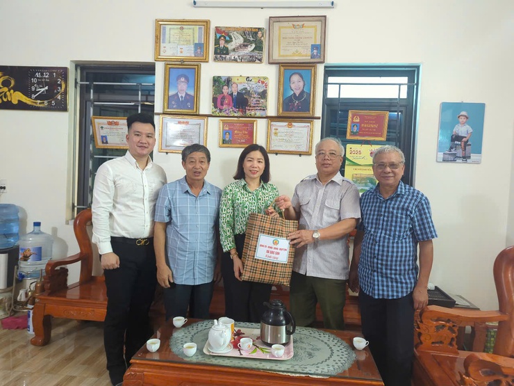 ỦY BAN MTTQ TỔ QUỐC XÃ SÓC SƠN ĐẨY MẠNH TUYÊN TRUYỀN CÁC HOẠT ĐỘNG KỶ NIỆM NGÀY THƯƠNG BINH - LIỆT SĨ- Ảnh 1.