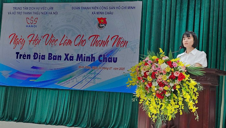 Hơn 100 đoàn viên thanh niên xã đảo Minh Châu được tư vấn, hướng nghiệp- Ảnh 1.