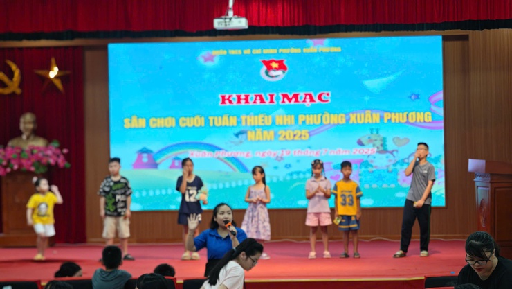 Sôi động các hoạt động “Sân chơi cuối tuần” cho thiếu nhi phường Xuân Phương năm 2025- Ảnh 3.