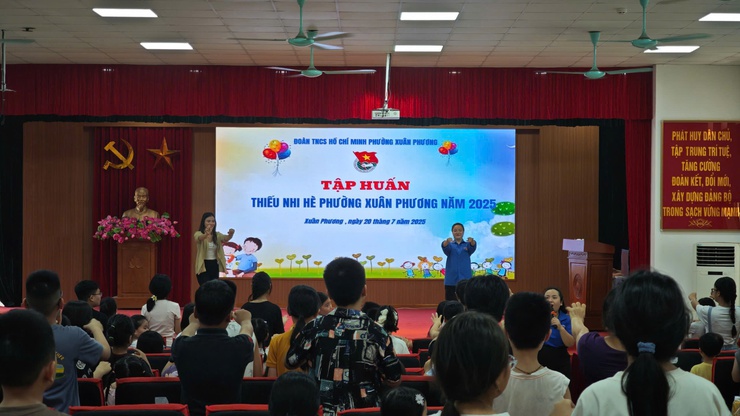 Sôi động các hoạt động “Sân chơi cuối tuần” cho thiếu nhi phường Xuân Phương năm 2025- Ảnh 1.