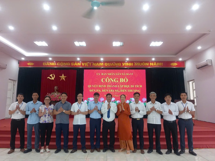 XÃ BA VÌ - CÔNG BỐ QUYẾT ĐỊNH THÀNH LẬP BQL DI TÍCH ĐỀN HẠ, ĐỀN TRUNG, ĐỀN THƯỢNG- Ảnh 3.