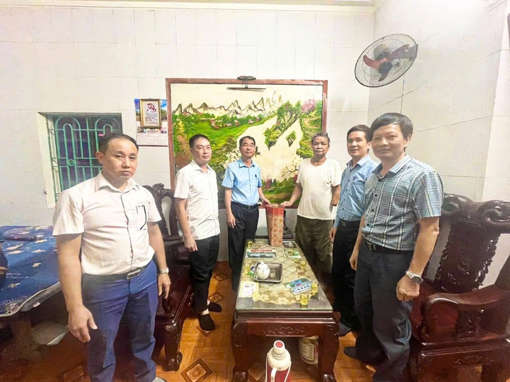 PHƯỜNG YÊN NGHĨA TỔ CHỨC CÁC HOẠT ĐỘNG TRI ÂN NHÂN DỊP KỶ NIỆM 78 NĂM NGÀY THƯƠNG BINH - LIỆT SĨ (27/7/1947 – 27/7/2025)- Ảnh 4.