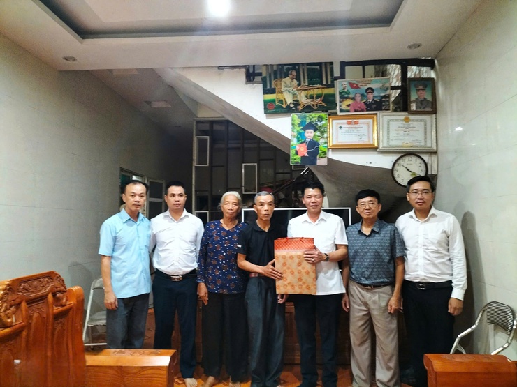 PHƯỜNG YÊN NGHĨA TỔ CHỨC CÁC HOẠT ĐỘNG TRI ÂN NHÂN DỊP KỶ NIỆM 78 NĂM NGÀY THƯƠNG BINH - LIỆT SĨ (27/7/1947 – 27/7/2025)- Ảnh 2.