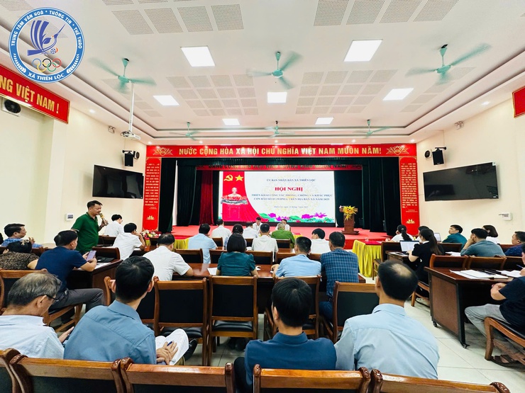 Xã Thiên Lộc tổ chức hội nghị triển khai công tác phòng, chống và khắc phục ảnh hưởng của cơn bão số 03 - Wipha- Ảnh 3.