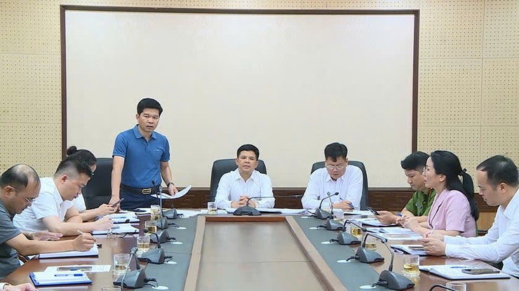 UBND xã Phúc Thọ triển khai khẩn trương nhiệm vụ ứng phó với cơn bão số 3 (cơn bão Wipha)- Ảnh 5.