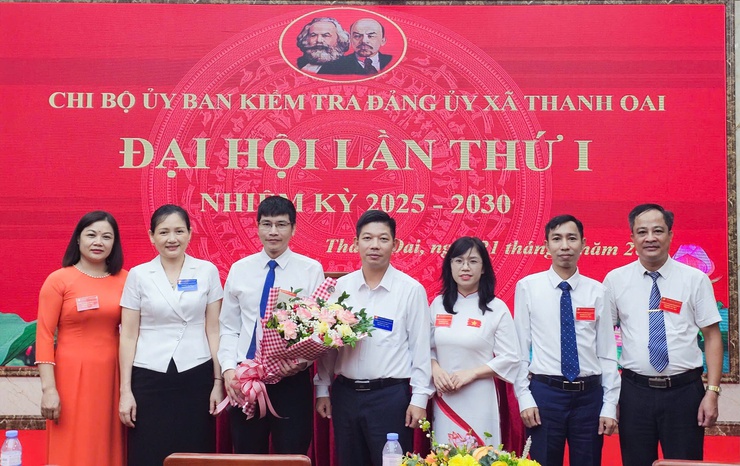 Chi bộ Ủy ban kiểm tra Đảng ủy xã Thanh Oai tổ chức thành công Đại hội lần thứ nhất, nhiệm kỳ 2025-2030- Ảnh 4.