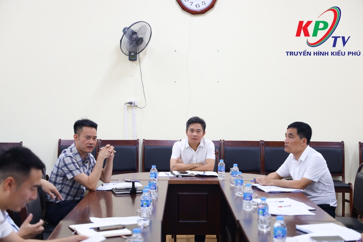 UBND xã Kiều Phú tổ chức hội nghị Báo cáo điều chỉnh quy mô một số Dự án đầu tư công năm 2025- Ảnh 2.