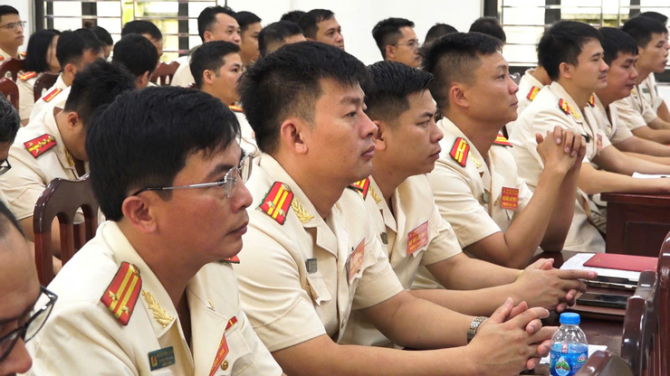 ĐẠI HỘI ĐẢNG BỘ CÔNG AN XÃ DÂN HÒA NHIỆM KỲ 2025 – 2030: PHÁT HUY VAI TRÒ NÒNG CỐT, GIỮ VỮNG AN NINH, TRẬT TỰ PHỤC VỤ PHÁT TRIỂN ĐỊA PHƯƠNG- Ảnh 15.