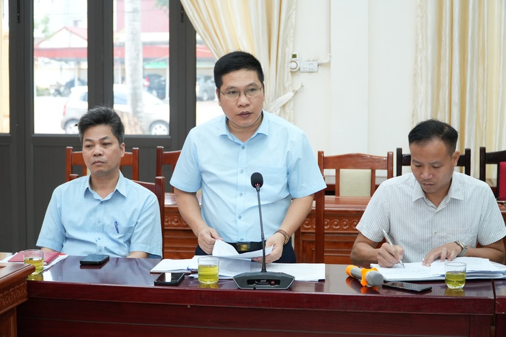UBND xã Chuyên Mỹ triển khai các nội dung phân công nhiệm vụ và tổ chức các phương án phòng, chống cơn bão số 3- Ảnh 1.