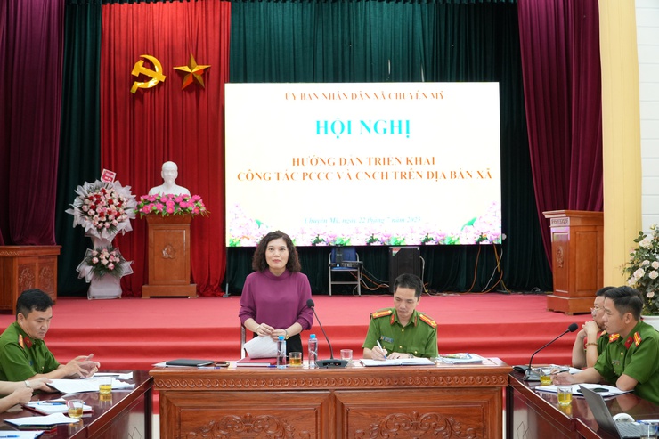 Hội nghị hướng dẫn triển khai công tác PCCC và CNCH trên địa bàn xã- Ảnh 3.