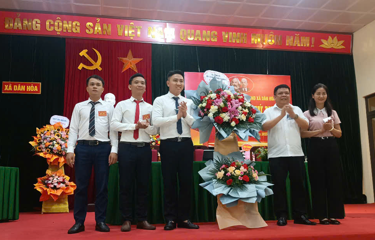 NHIỀU CHI BỘ TỔ CHỨC THÀNH CÔNG ĐẠI HỘI, TẠO KHÍ THẾ SÔI NỔI HƯỚNG VỀ ĐẠI HỘI ĐẢNG BỘ XÃ DÂN HÒA LẦN THỨ NHẤT, NHIỆM KỲ 2025-2030- Ảnh 7.